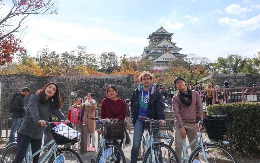 자전거 투어에 참여하고 오사카를 자전거로 돌아보세요
