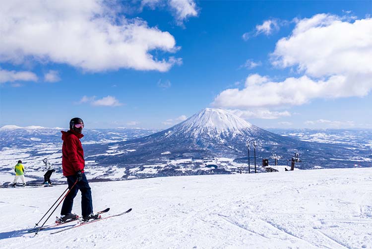 Skiing in Niseko: A Powder Paradise
