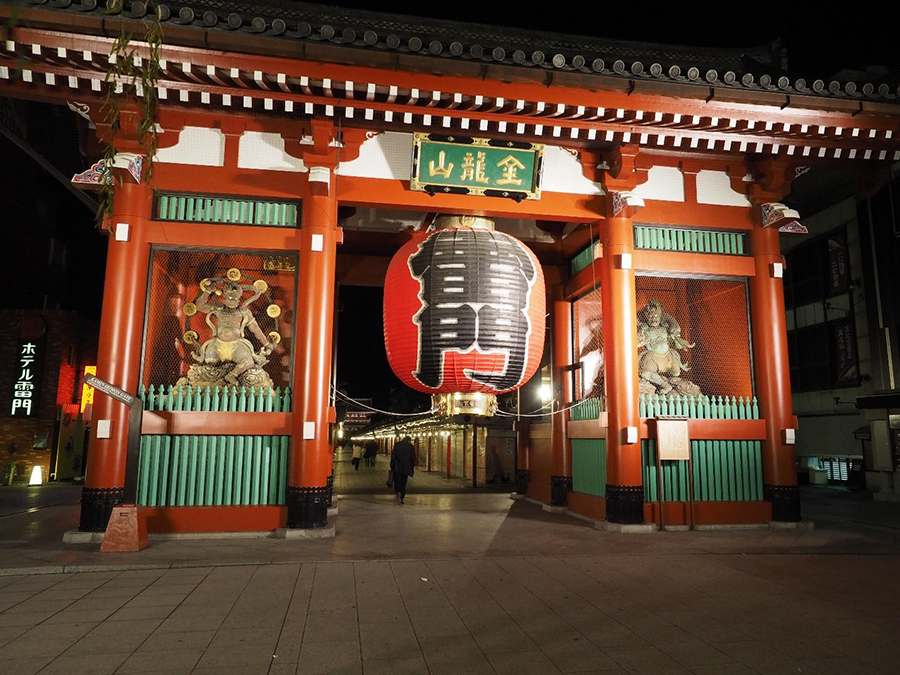 Visit the Sensō-ji Temple in Asakusa